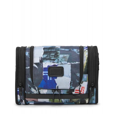 Hanging Travel Kit